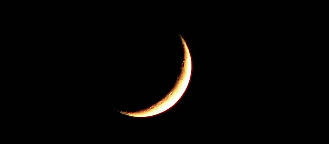 balsamic moon